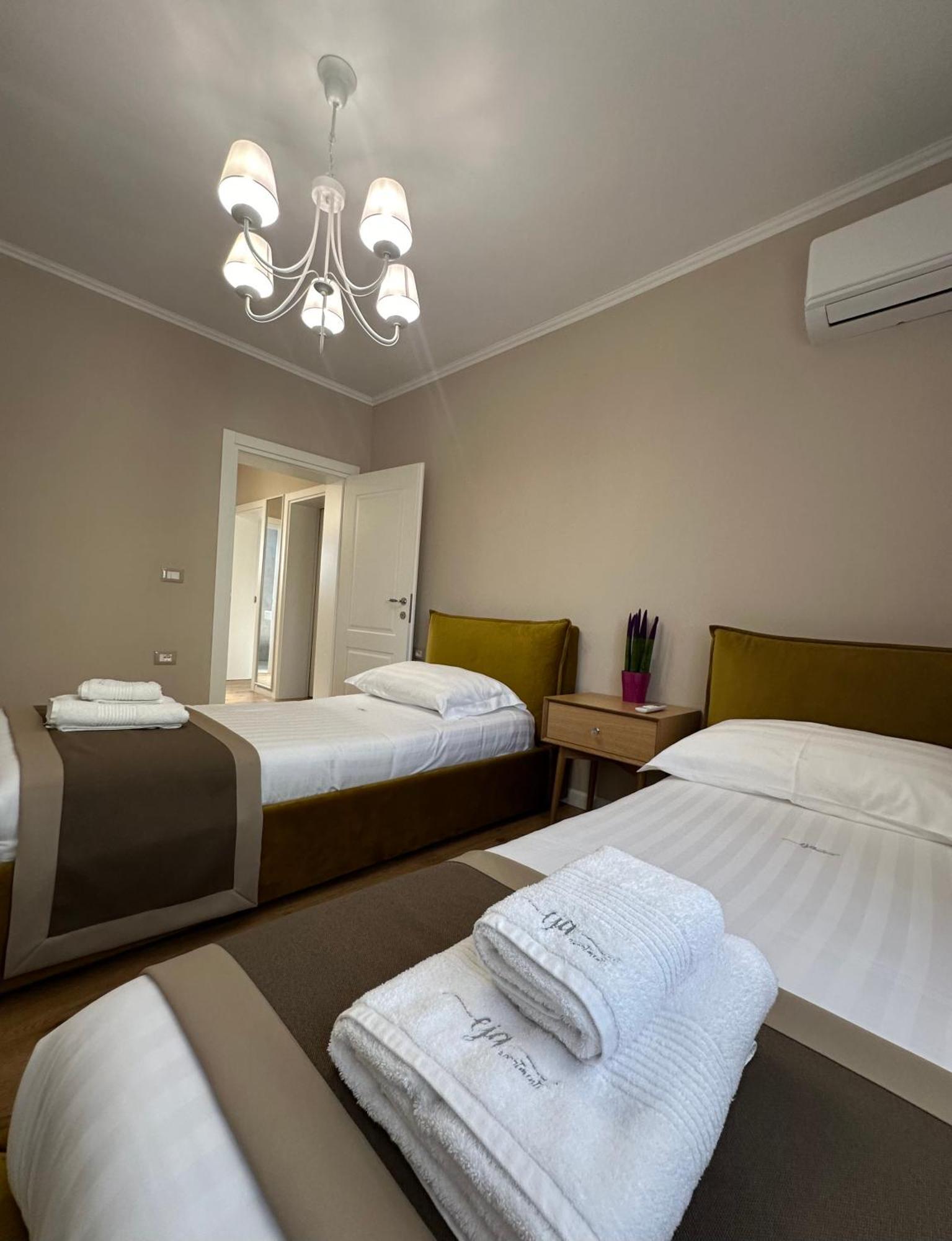Eja Apartment 3 Tiranë Ngoại thất bức ảnh